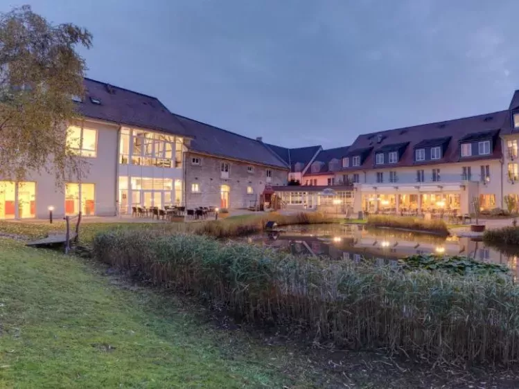 Vooraanzicht  Hotel am Schloss