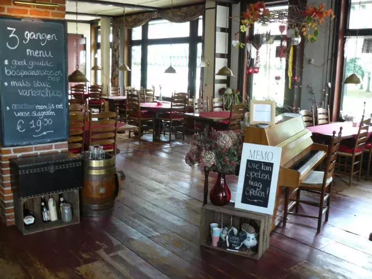 Restaurant van Hotel de Koningsherberg in Anloo