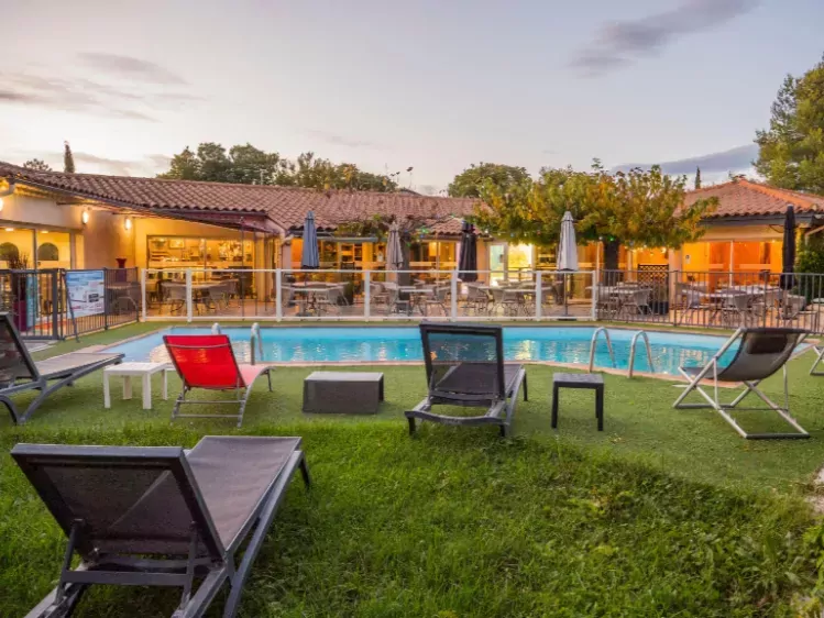 Hôtel Pont du Gard - Zwembad