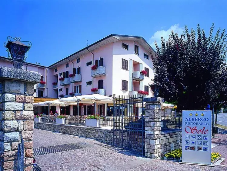 Italië - Gardameer - San Zeno di Montagna - Albergo Sole