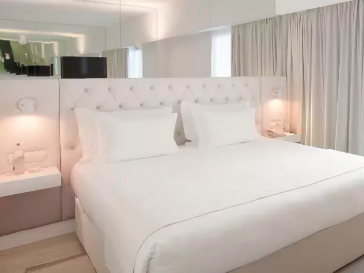 Voorbeeld hotelkamer van Lutécia Smart Design