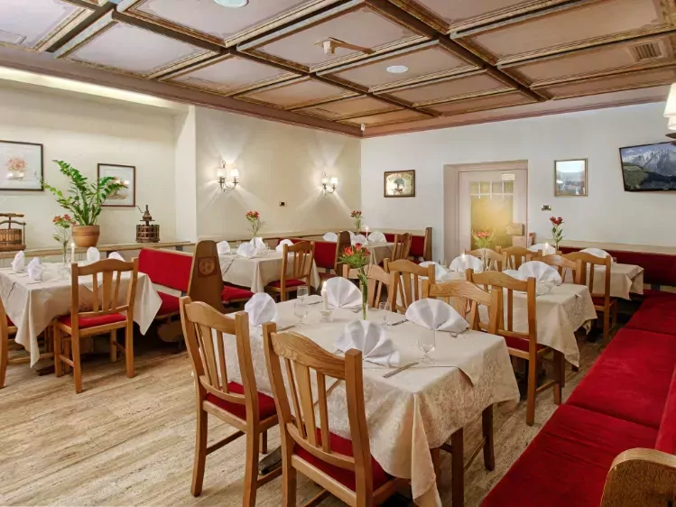 Restaurant van Parkhotel Schachen in San Giovanni BZ