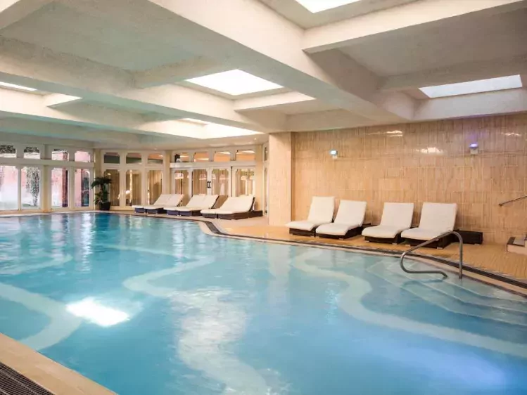 Zwembad Mercure Warwickshire Walton Hall Hotel and Spa