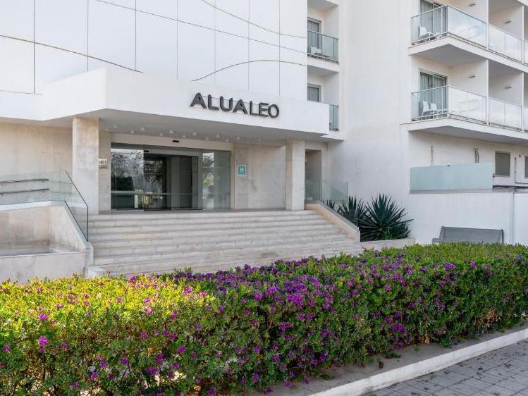 Hotel Alua Leo vooraanzicht