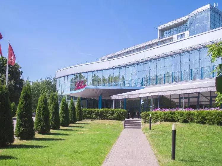 Vooraanzicht Hotel Bellevue