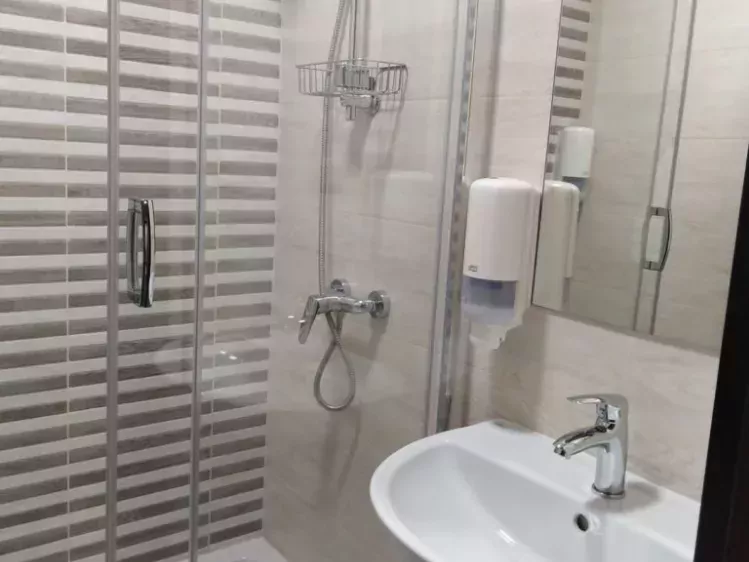 Hotel Cargo badkamer.1