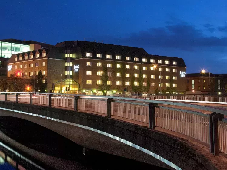 Vooraanzicht van Leonardo Hotel Cork