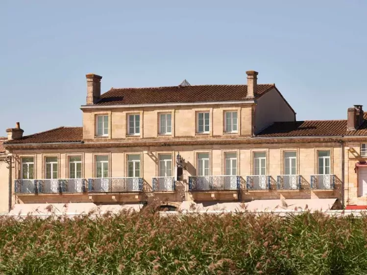 ACC - FR - PAU - Hôtel des Vignes et des Anges - vooraanzicht