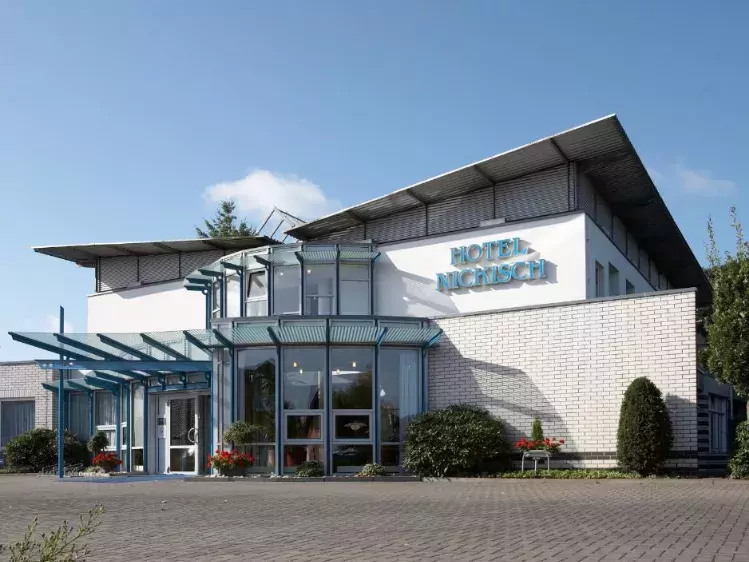 Vooraanzicht Hotel Nickish