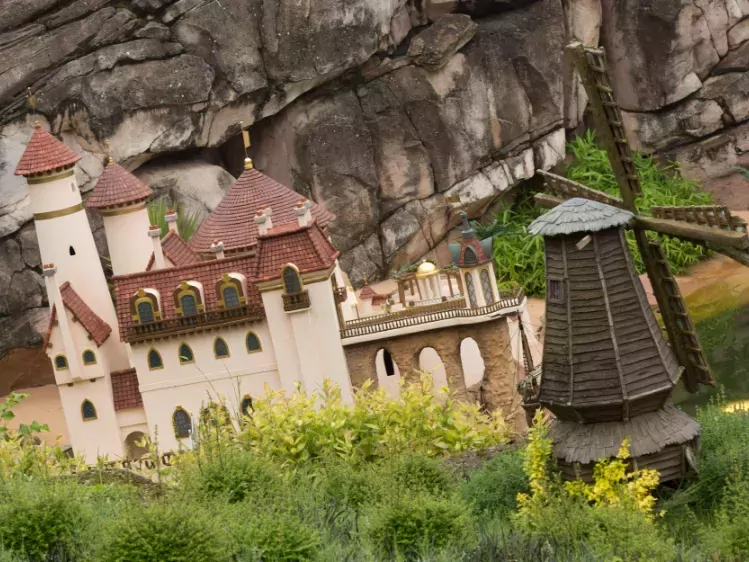 Disneyland Paris - Casey Jr. - le Petit Train du Cirque - decoratie