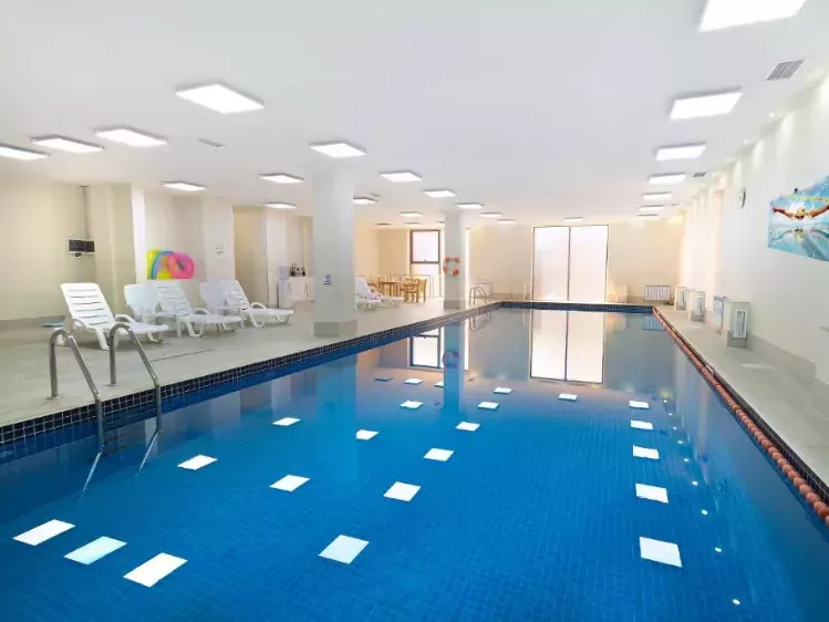 Zwembad van Hotel Ani Central Inn in Yerevan