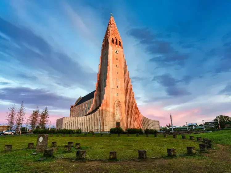 Reykjavik shutterstock_2337256383.webp