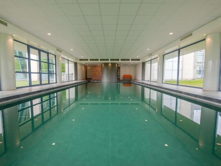 ACC - NL - GRO - Flonk Hotel Groningen Zuid - binnenzwembad