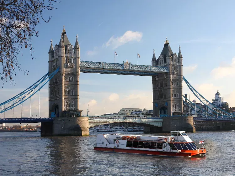 Groot- Brittannië - Engeland - London - Boottocht over de Thames