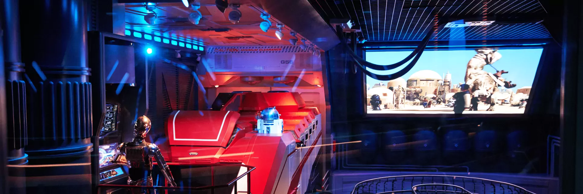 Disneyland Paris - Star Tours The Adventures Continue - Binnen scene