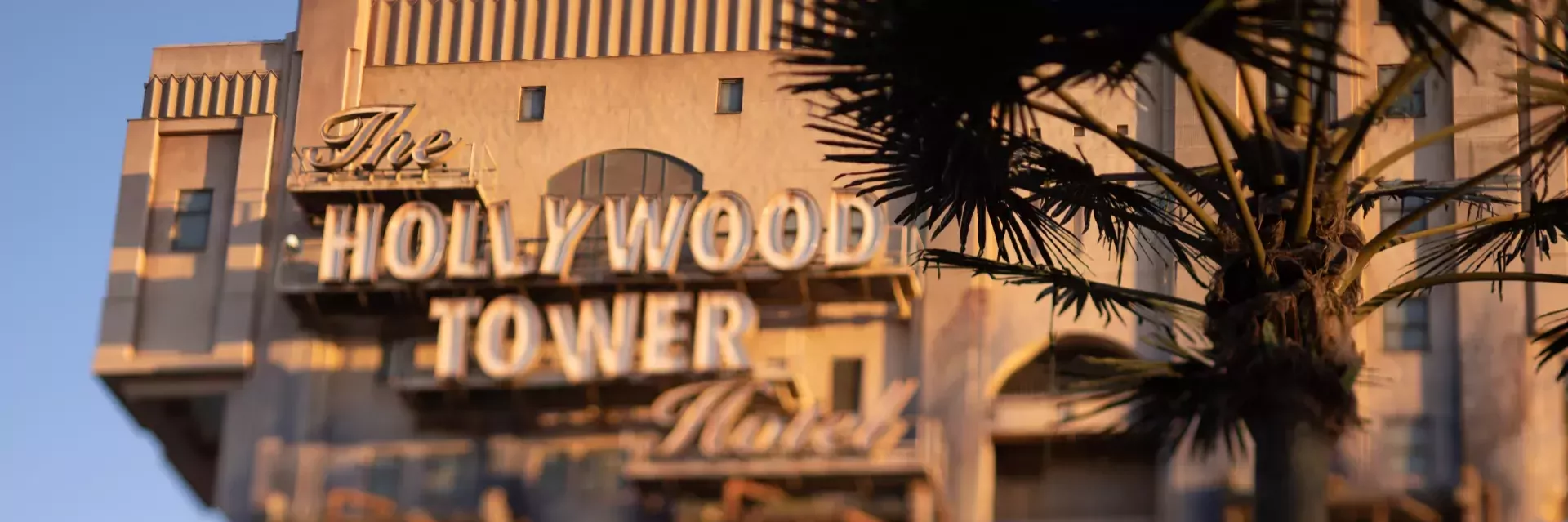 Disneyland Paris - The Twilight Zone Tower of Terror 