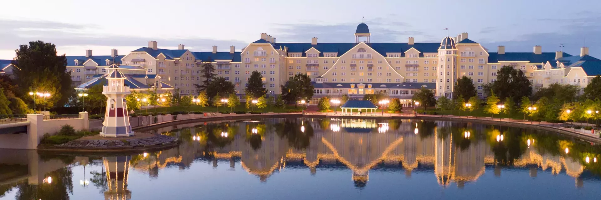 Disney Newport Bay Club in Parijs - Buitenaanzicht