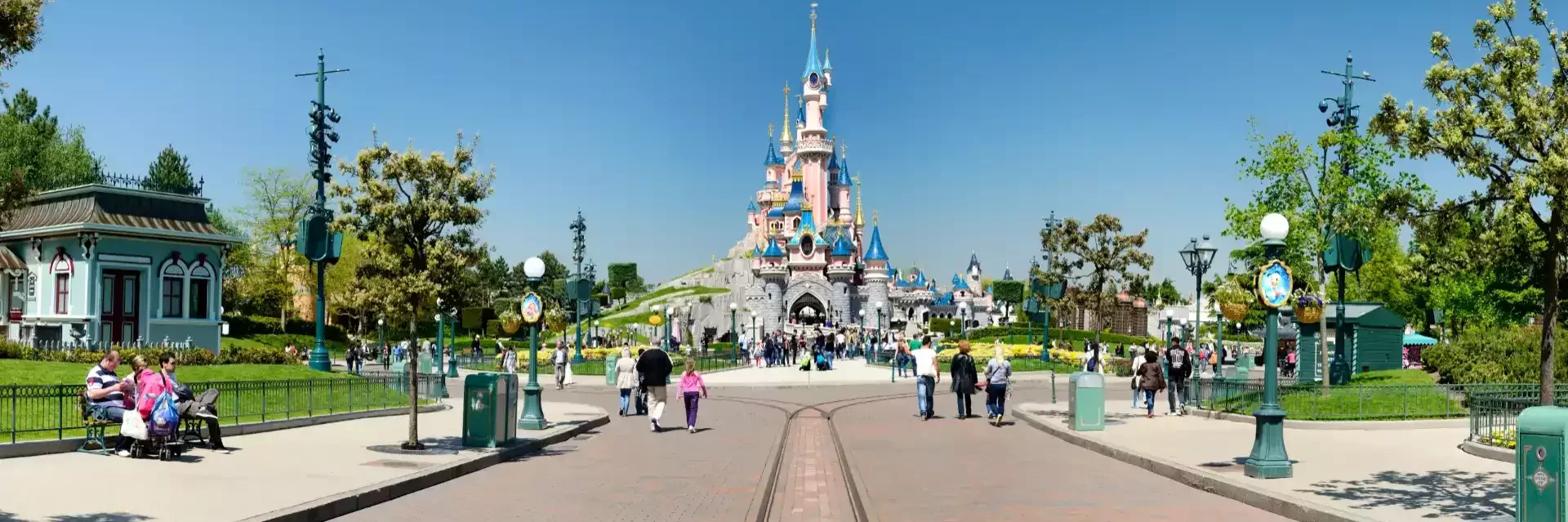 Disneyland Paris - kasteel van Doornroosje