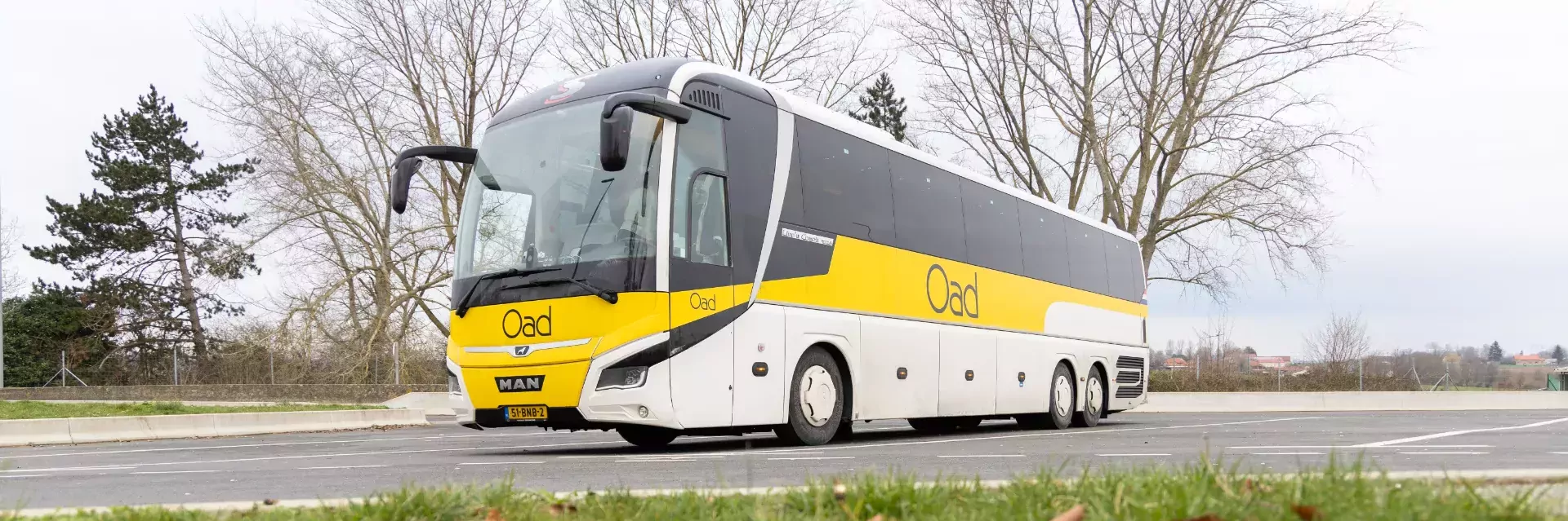 Oad Comfort Class bus banner