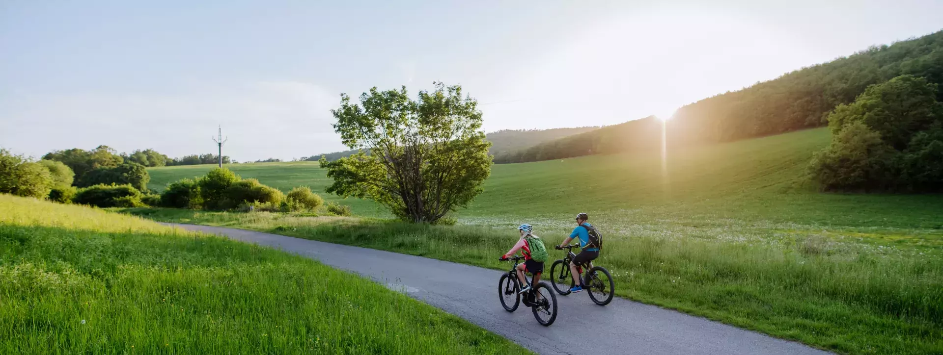 Fietsers door het Sauerland in Duitsland