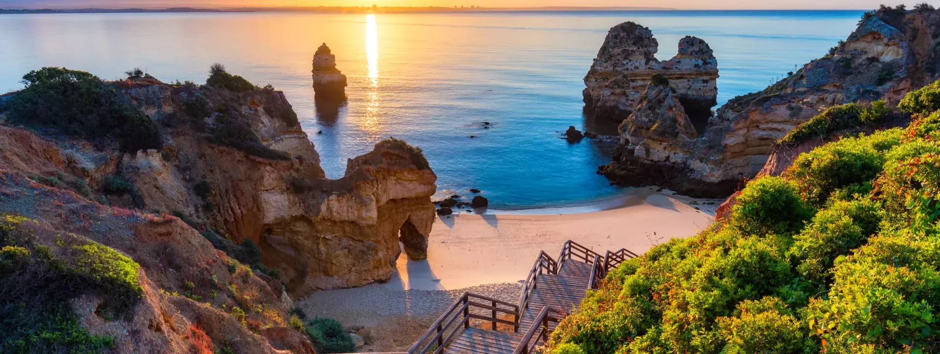 Camilo Beach in de Algarve in Portugal