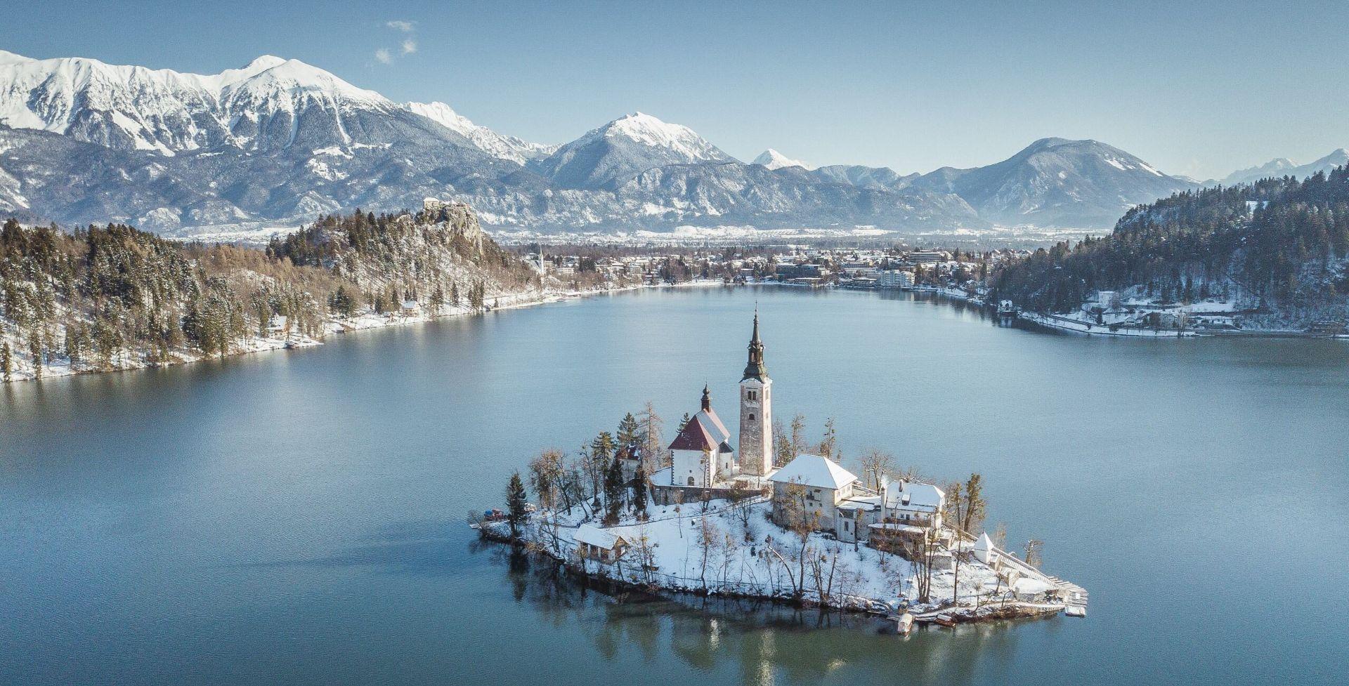 SL-Bled winter 1920x977