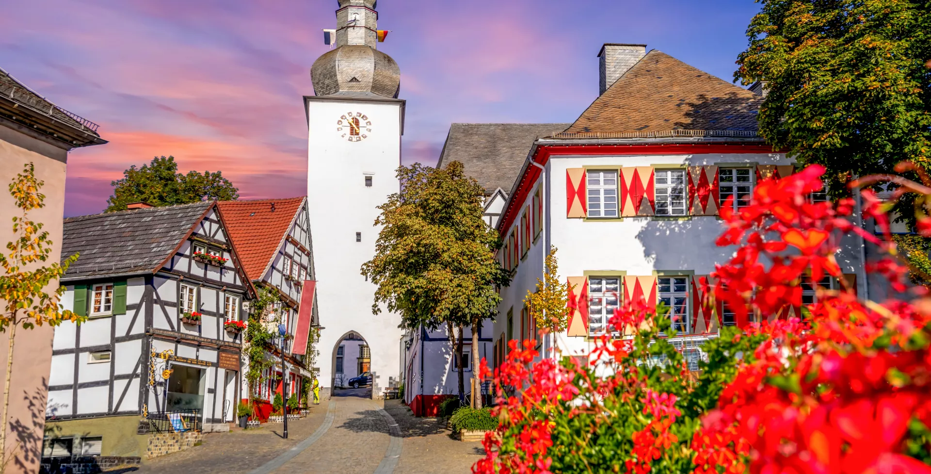 BEDE41-Sauerland-Arnsberg-1920x977 v2