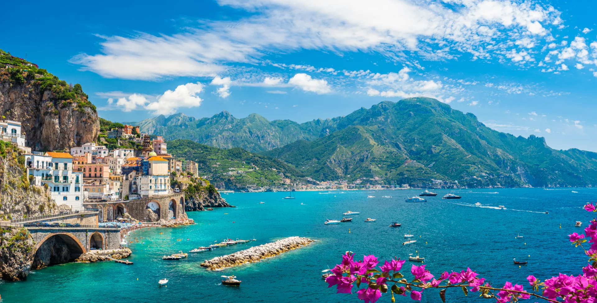 Italië, Amalfi kust, uitzicht over zee