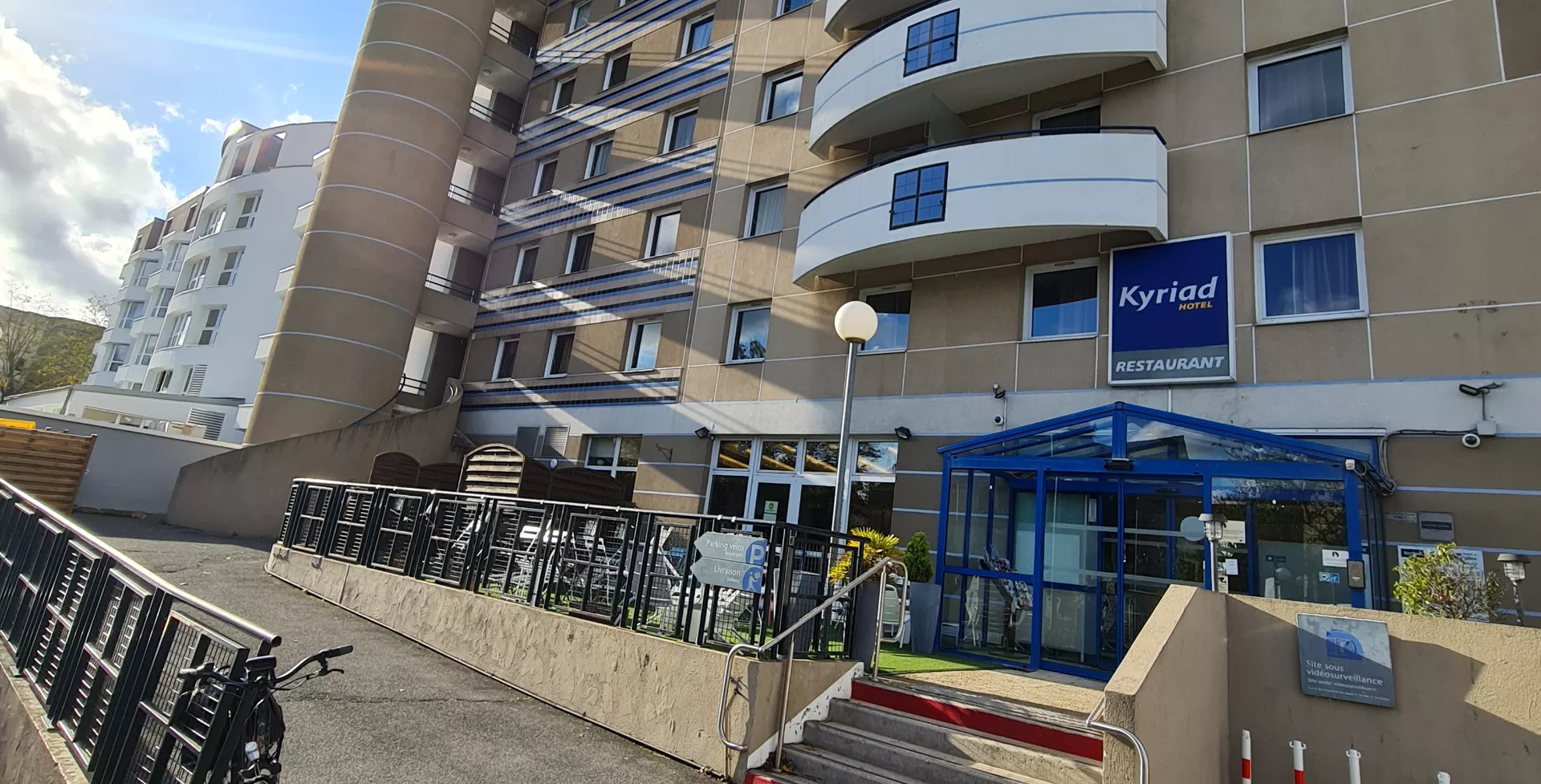 Kyriad Torcy - vooraanzicht