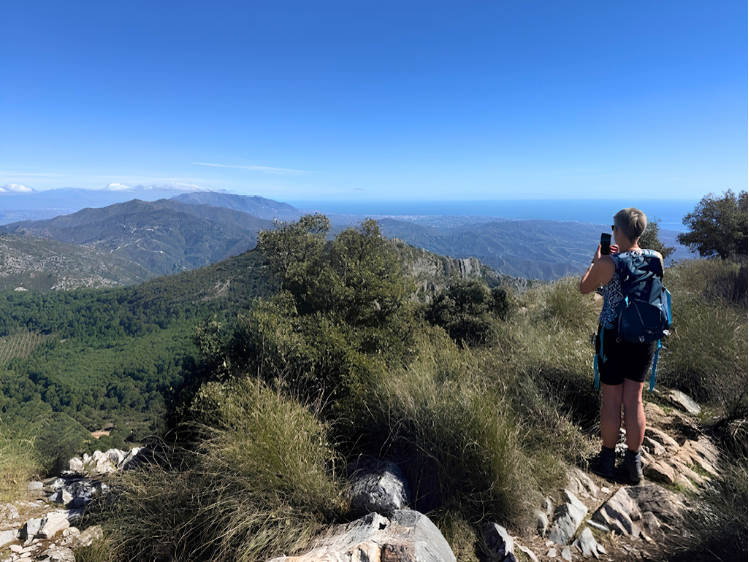 Uitkijken vanaf de berg in Marbella